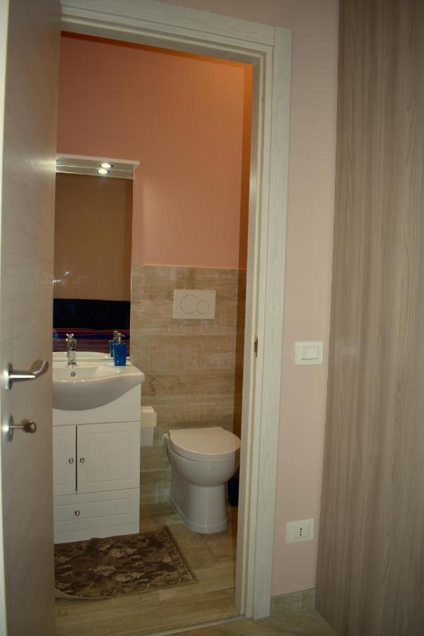 Tra Il Borgo E Il Mare Bed & Breakfast Cervo Bagian luar foto