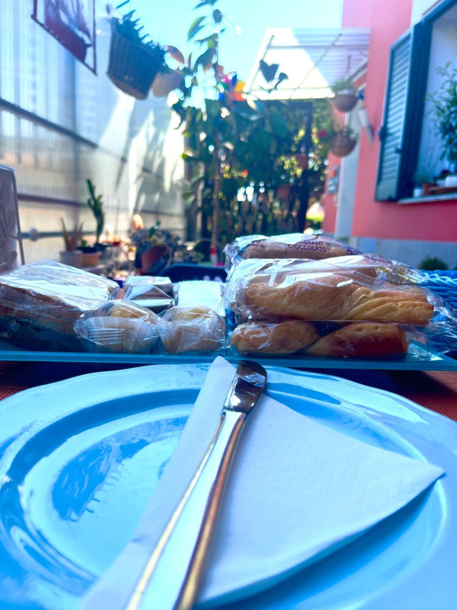 Tra Il Borgo E Il Mare Bed & Breakfast Cervo Bagian luar foto